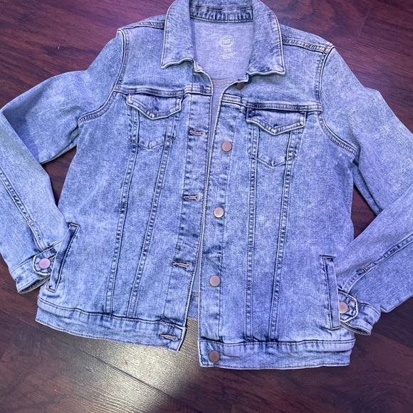 Two Jean jackets - Picture 3 of 3